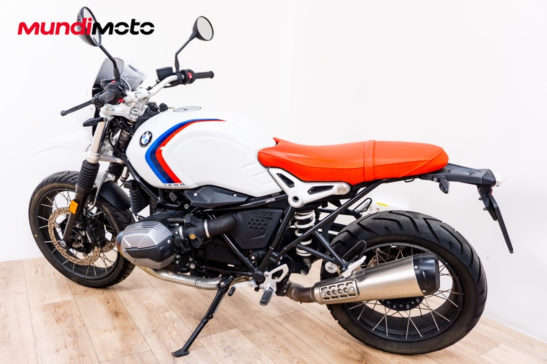 Motorbike image 7
