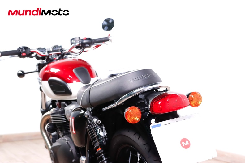 Motorbike image 8