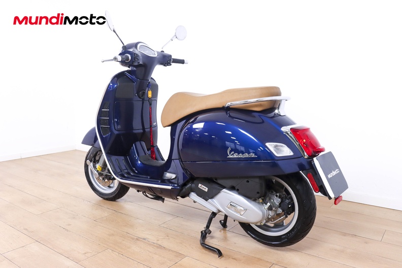 Motorbike image 6