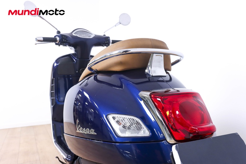 Motorbike image 9