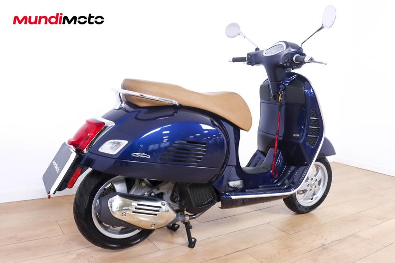 Motorbike image 2