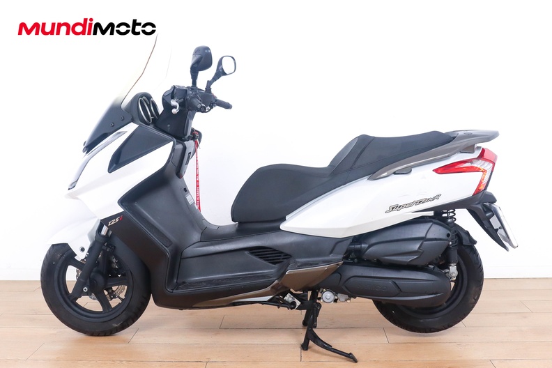Motorbike image 5