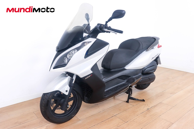 Motorbike image 7