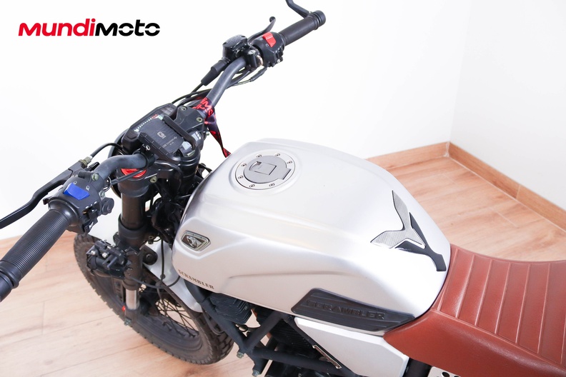 Motorbike image 10