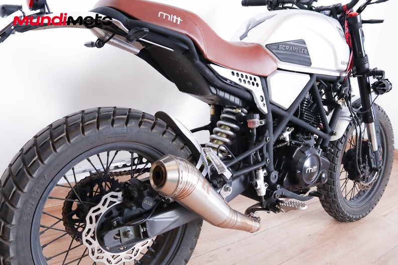 Motorbike image 3