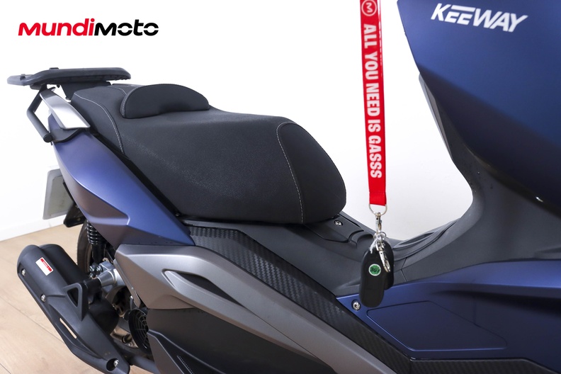 Motorbike image 13