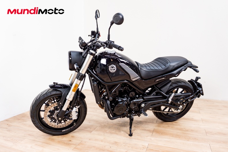 Motorbike image 6