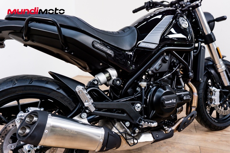 Motorbike image 3
