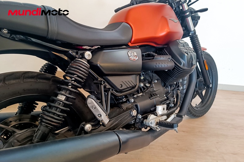 Motorbike image 3