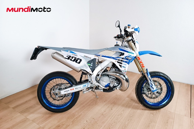 Motorbike image 0