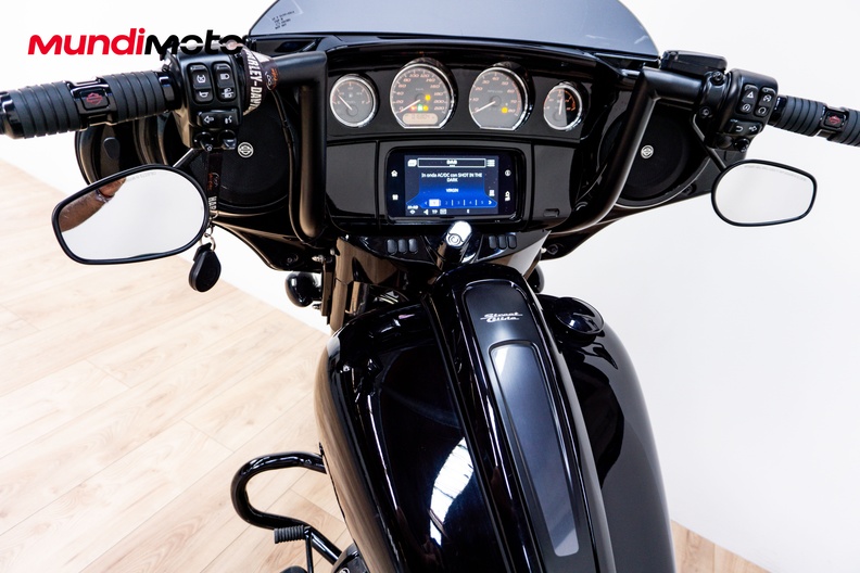 Motorbike image 14