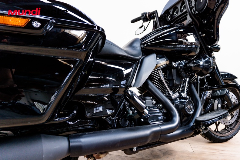 Motorbike image 3
