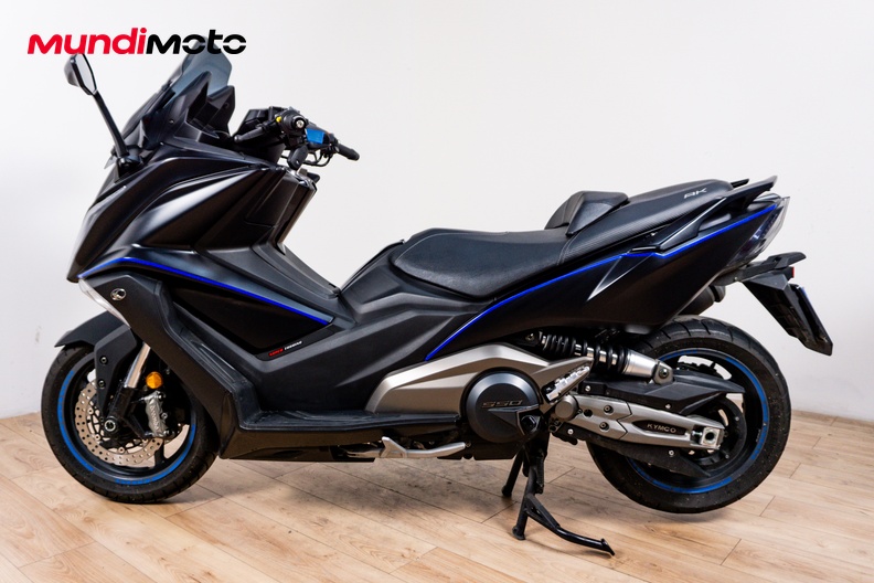 Motorbike image 5