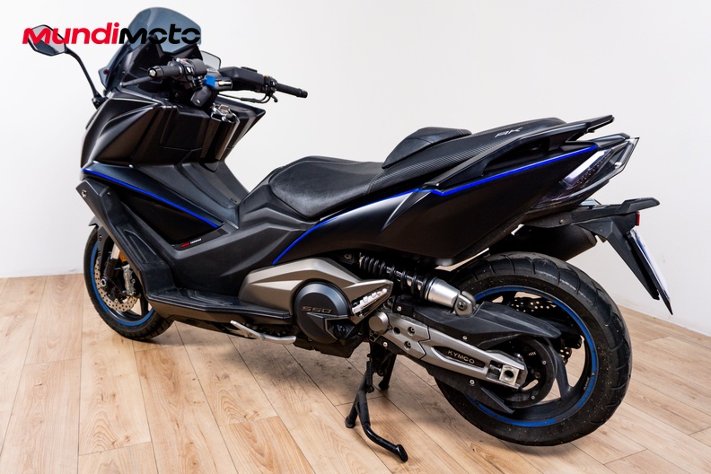 Motorbike image 7