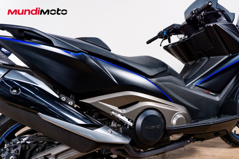 Motorbike image 3