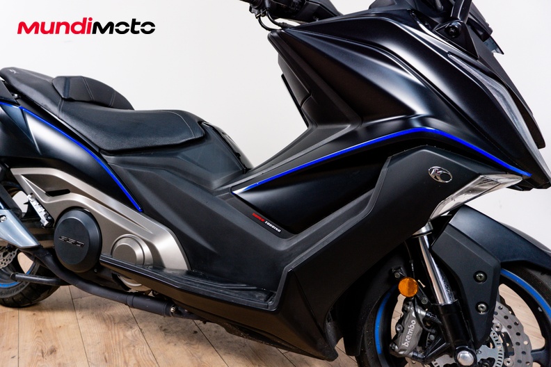 Motorbike image 4