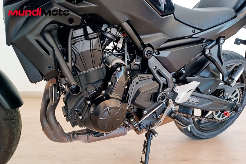 Motorbike image 9