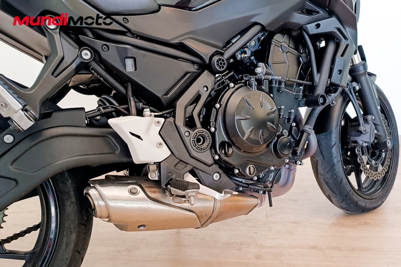 Motorbike image 3
