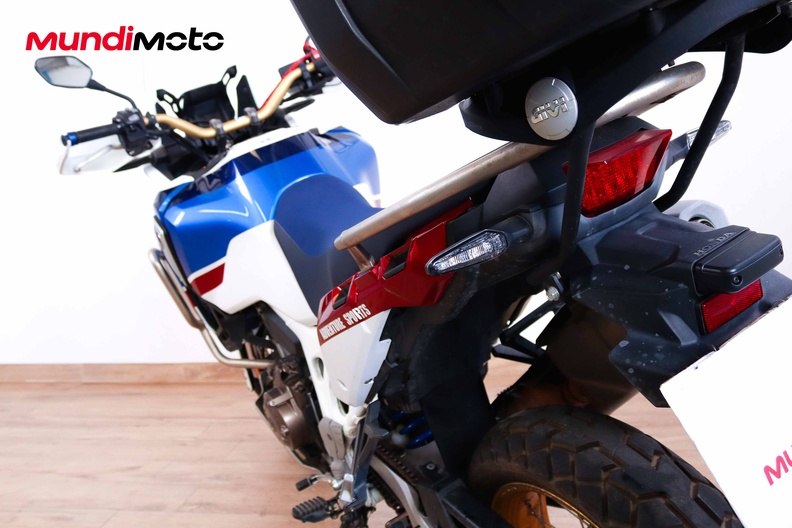 Motorbike image 8