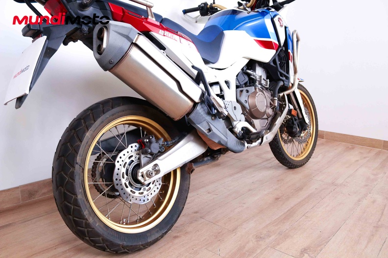 Motorbike image 3
