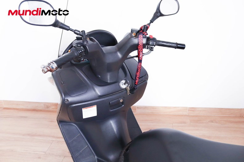 Motorbike image 10