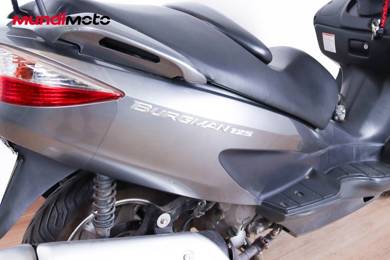 Motorbike image 3
