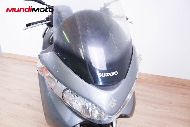 Motorbike image 4