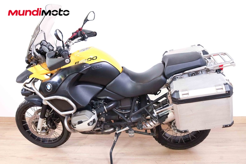Motorbike image 5