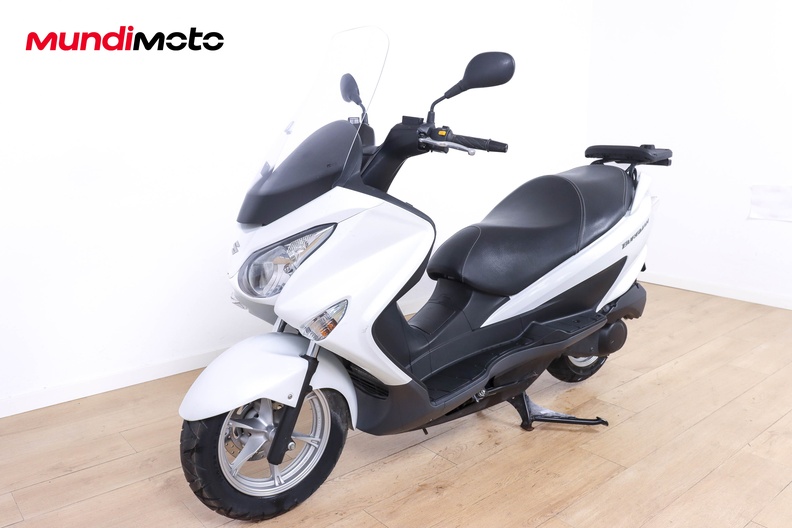 Motorbike image 7
