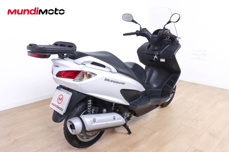 Motorbike image 2