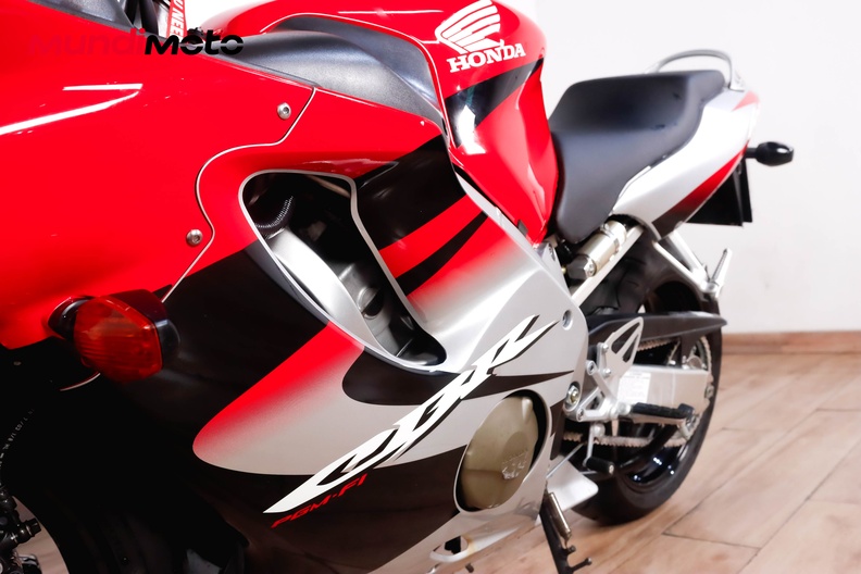 Motorbike image 8