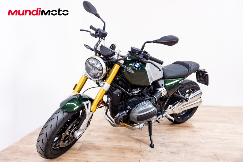 Motorbike image 6