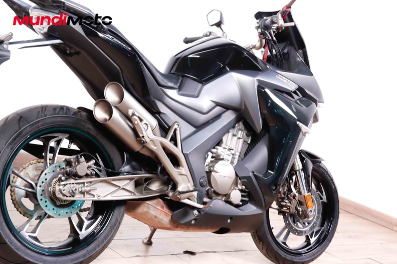 Motorbike image 3