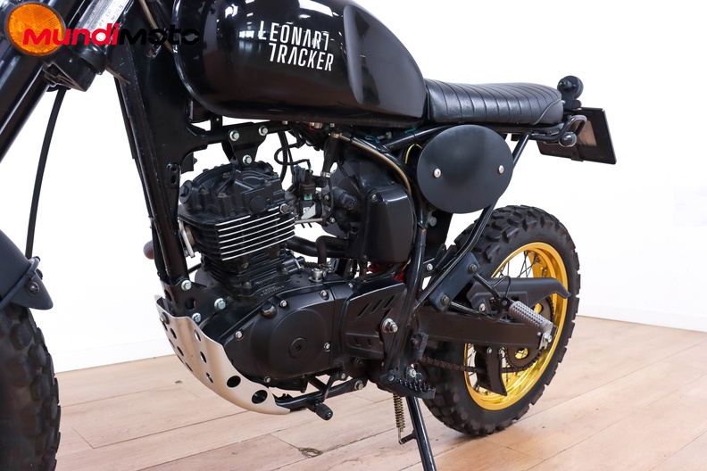 Motorbike image 9