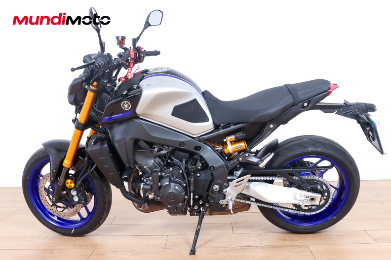 Motorbike image 5