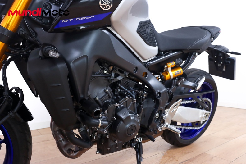 Motorbike image 8