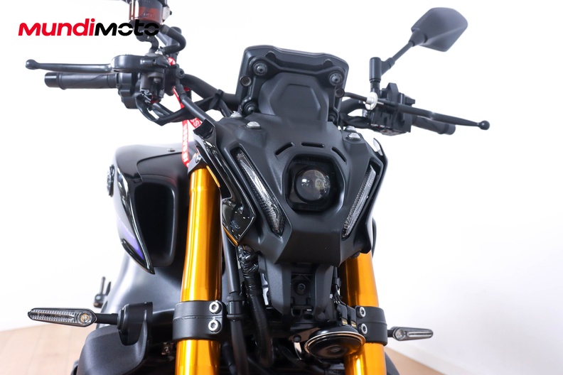 Motorbike image 4