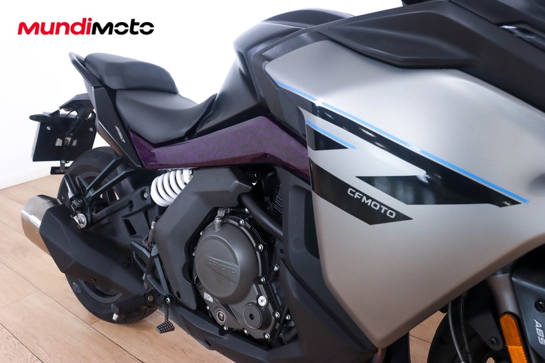 Motorbike image 12