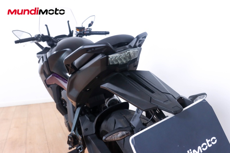 Motorbike image 9