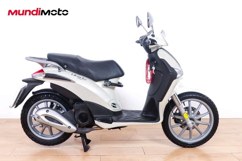 Motorbike image 0