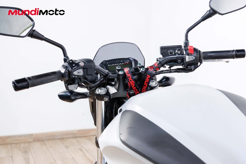 Motorbike image 10