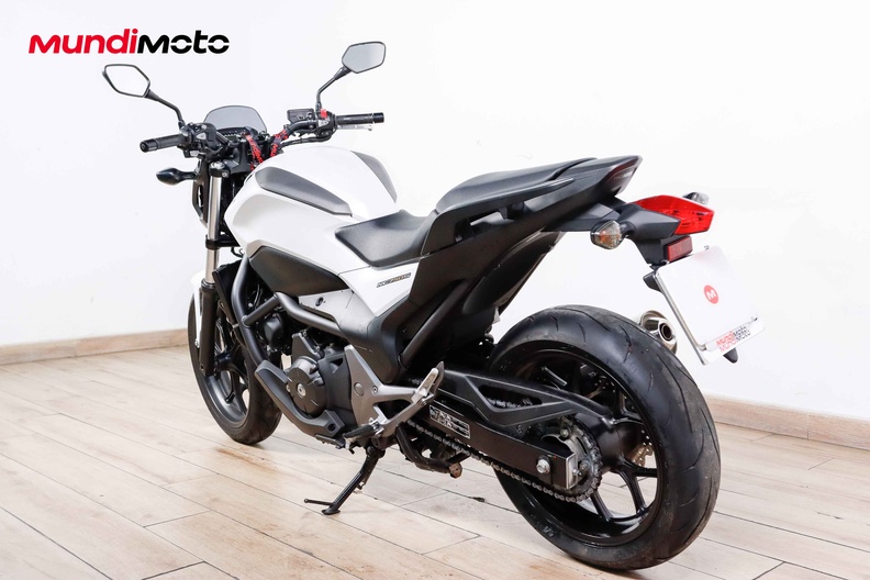 Motorbike image 7