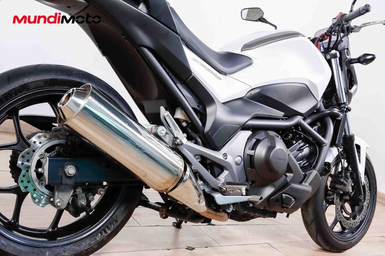 Motorbike image 3