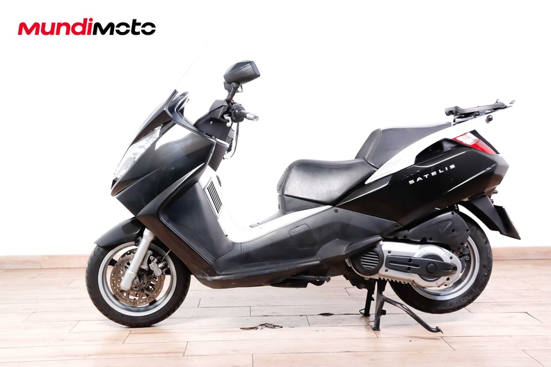 Motorbike image 6
