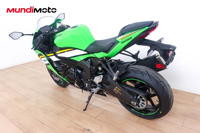 Motorbike image 6