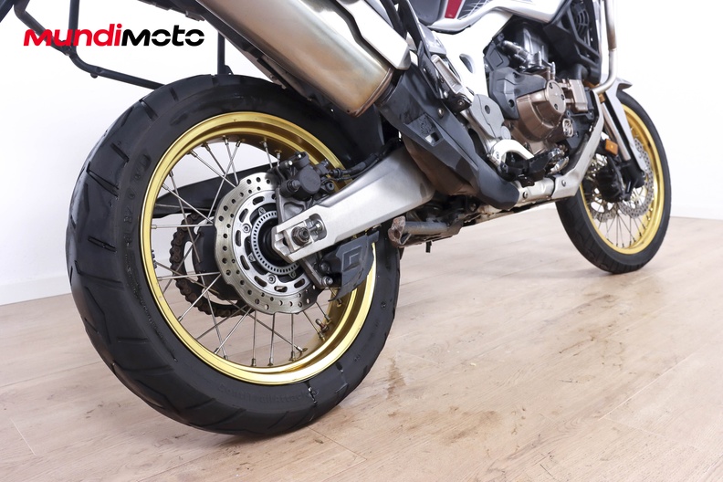 Motorbike image 3