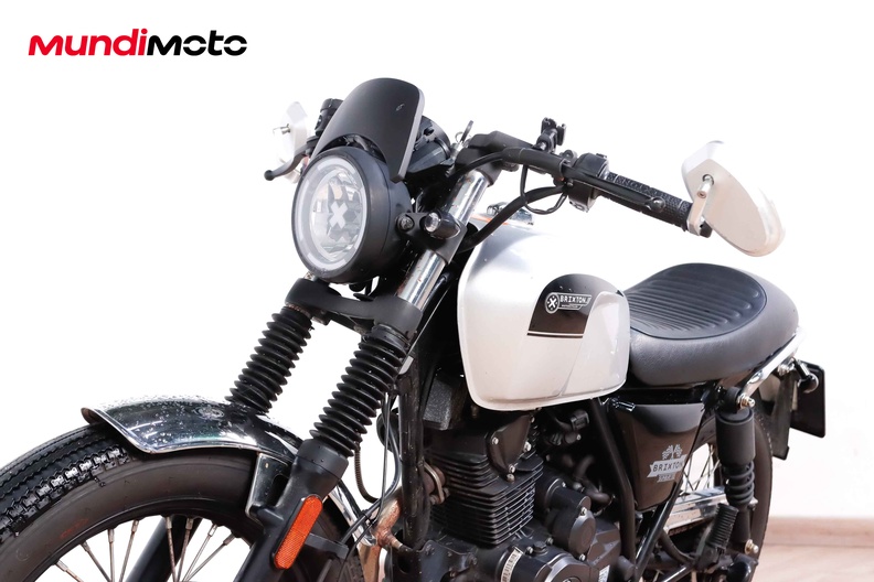 Motorbike image 8
