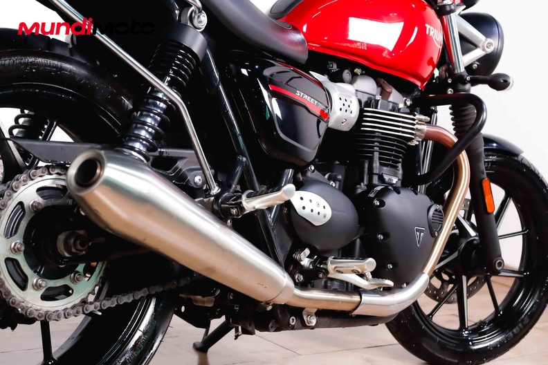 Motorbike image 3