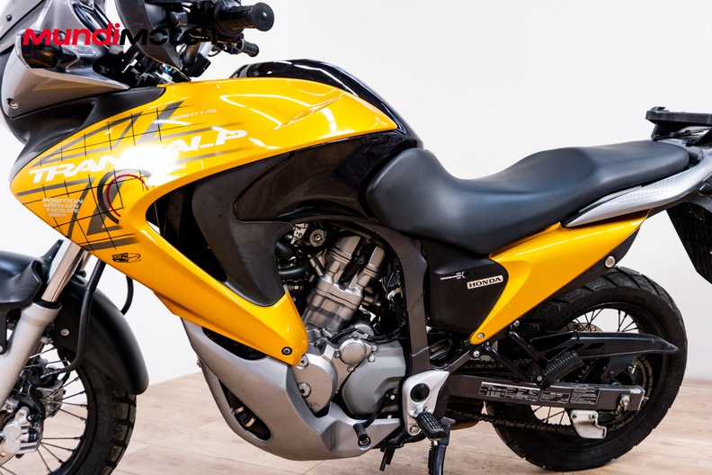 Motorbike image 9