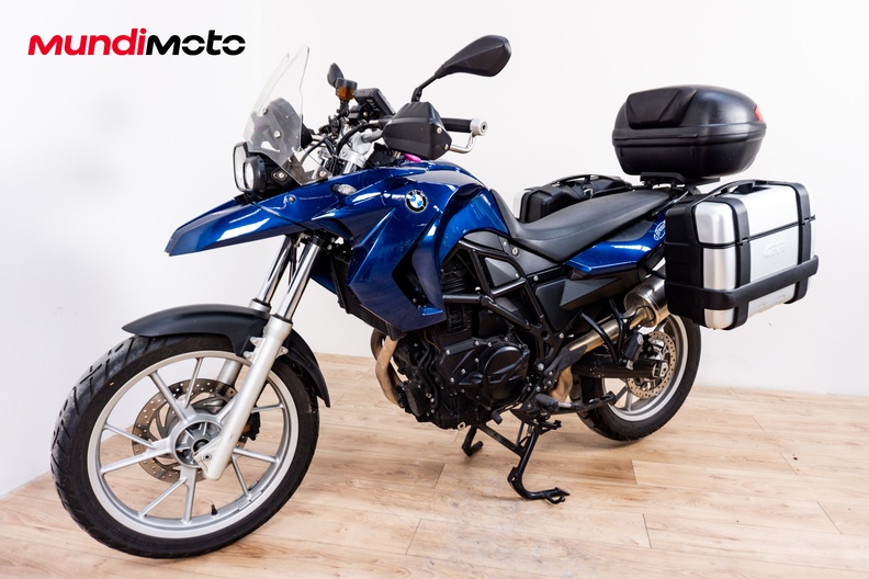 Motorbike image 6
